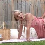 Gwen Gwiz Nude Summer Garden Picnic Fucking Porn Video Leaked - Famous Internet Girls