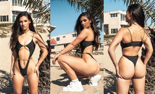 Natalie Gibson Nude Beach Bikini Photos Leaked - Famous Internet Girls