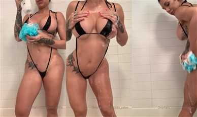 Sevannah Rehm Shower Nude Video Leaked - Famous Internet Girls