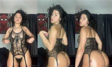 Strawbootyy Nude Onlyfans Black Lingerie Twerking Leaked - Famous Internet Girls