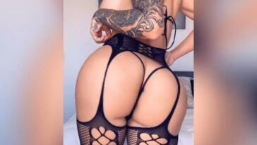 Sevannah Rehm Teasing In Black Lingerie Onlyfans Video