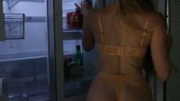 Caroline Zalog Onlyfans Morning Snacks