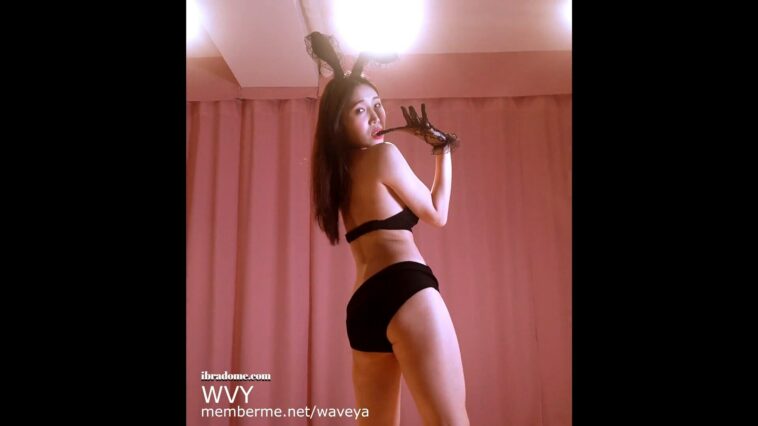 Waveya MemberMe Bunny Bikini Dance