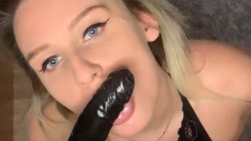 MichabubblesVIP Onlyfans Leaked Sucking Dildo Video