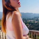 Bella Thorne Bouncing Boobs