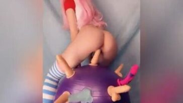 Belle Delphine Porn Yoga Ball Onlyfans