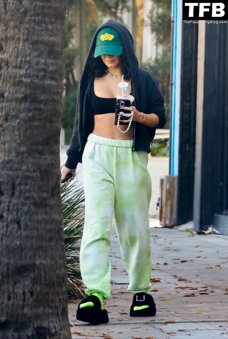 Vanessa Hudgens Starts Off Her Saturday Morning with Pilates in Studio City (9 Photos)