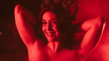 Meg Turney Nude Krampus Hot Tub Onlyfans Set Leaked