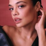 Tessa Thompson Nude & Sexy Collection (7 Photos)