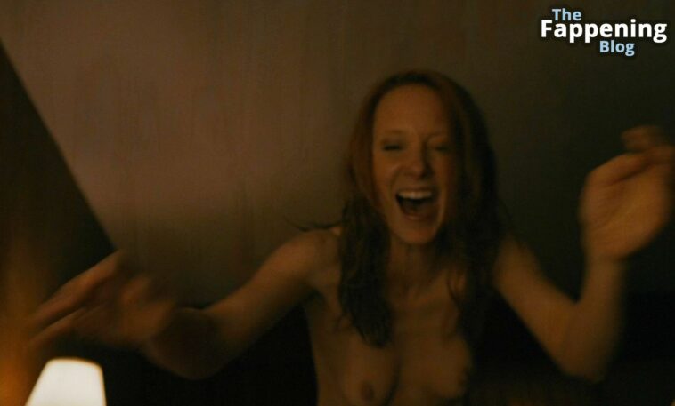 Anne Heche Nude & Sexy (5 Pics)