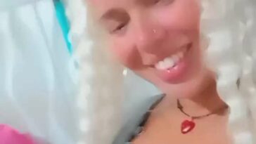 Marcia Dias Farias Video #17