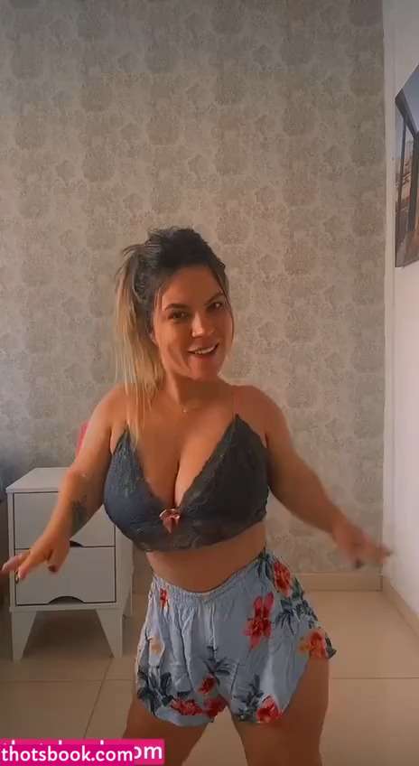 Lorena Almeida Video #7