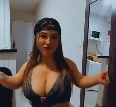 Lorena Almeida Video #11