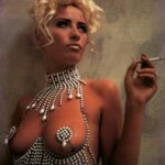 Wendy James Topless & Sexy (9 Photos)