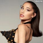 Ariana Grande Sexy (5 Photos)