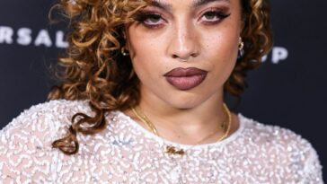 Kiana Ledé Flashes Her Nude Tits at Universal Music Group 2023 2023 65th GRAMMY Awards After Party in LA (16 Photos)