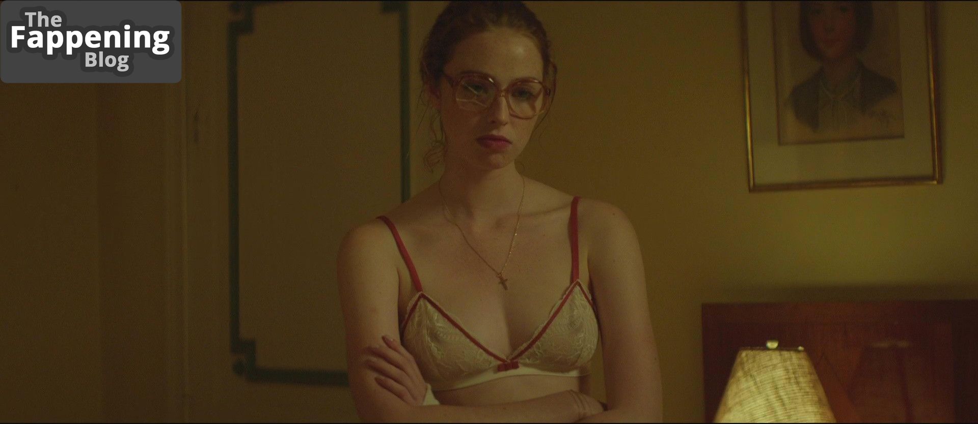 Freya Mavor Nude & Sexy - The Lady in the Car with Glasses and a Gun (12 Pics)