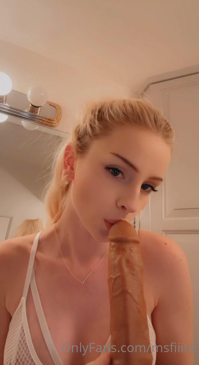 MsFiiire Dildo Blowjob Cumshot Onlyfans Video Leaked