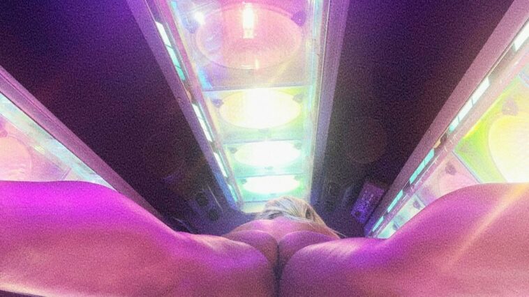 Paige VanZant Nude Tanning Bed Onlyfans Set Leaked