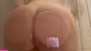 Cutegeekie  Cutelittlepearl OnlyFans Video #9