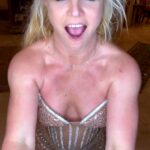 Britney Spears Sexy (6 Pics + Video)