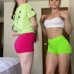 Gii_xoxo69 Lesbian TikTok Challenge Onlyfans Video Leaked