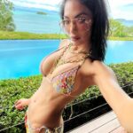Nicole Scherzinger Displays Her Sexy Bikini Body (5 Photos)