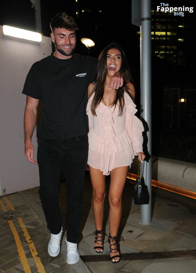 Samie Elishi & Tom Clare Share a Kiss on a Night Out in Manchester (16 Photos)
