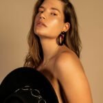 Laura Muro Sexy & Topless (12 Photos)