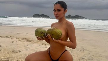 Janet Guzman Sexy & Topless (51 Photos)