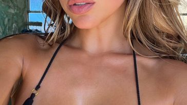 Kara Del Toro Displays Her Sexy Bikini Body (7 Photos)