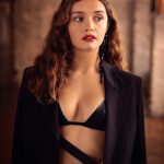 Olivia Cooke Sexy (7 Photos)