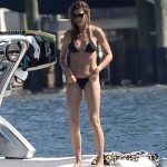 Gisele Bundchen Shows Off Her Slender Figure in a Bikini (55 Photos)