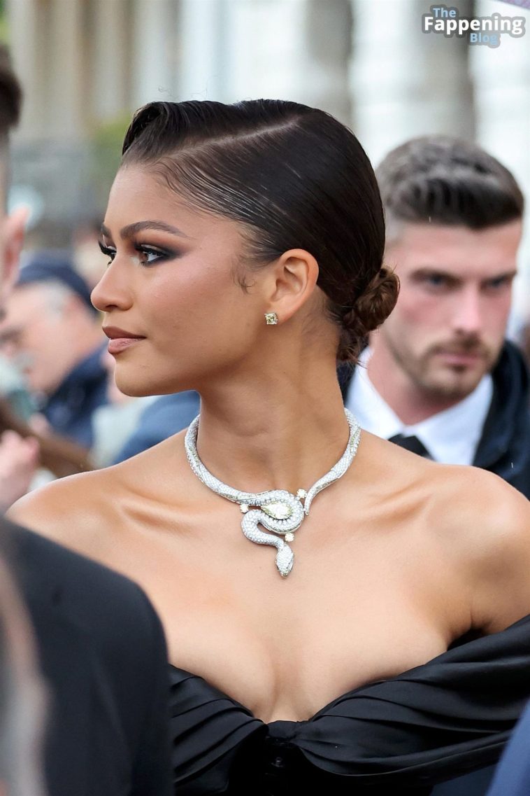 Zendaya Displays Nice Cleavage at the Bulgari’s Party in Venice (62 Photos)