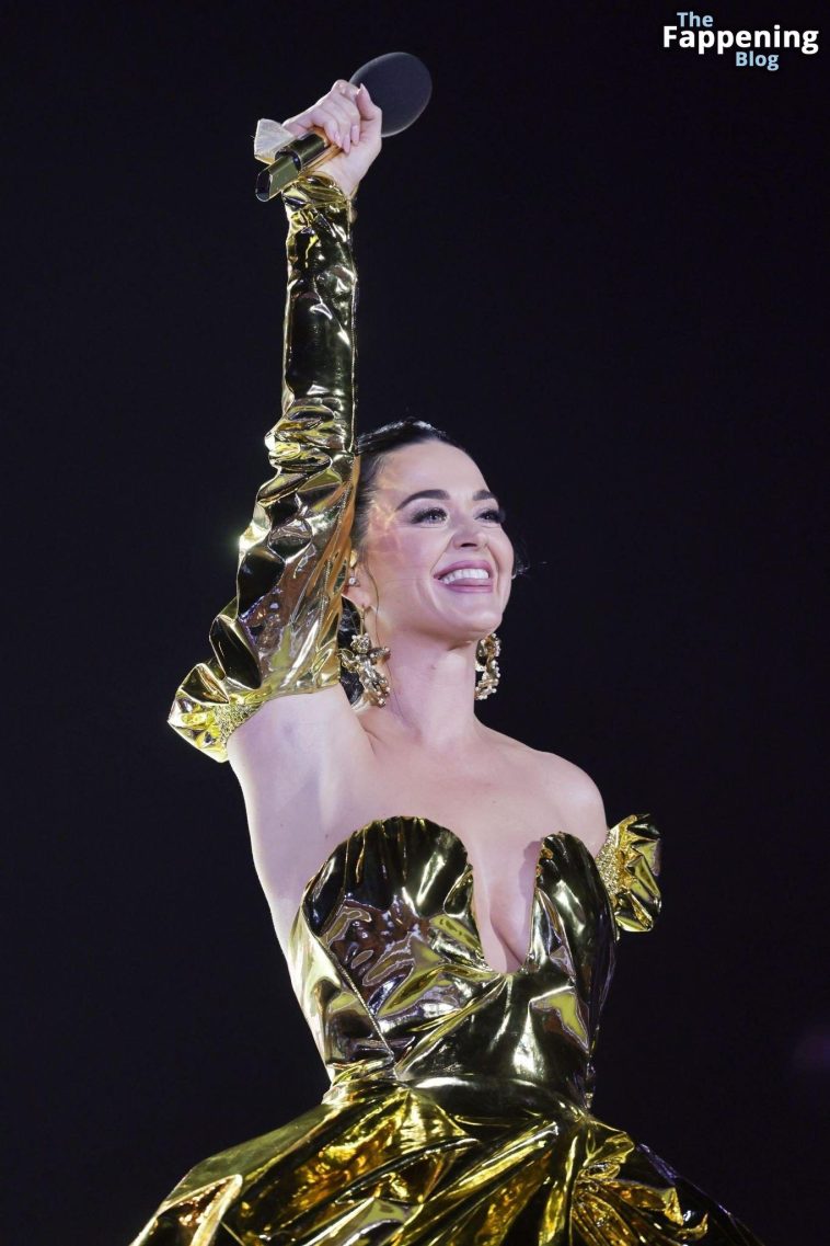 Katy Perry Displays Her Sexy Boobs at the Star-Studded Coronation Concert in Windsor (40 Photos + Video)