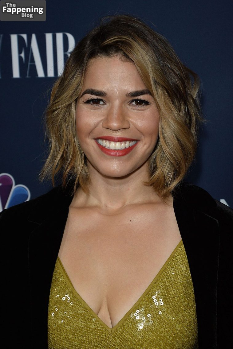 America Ferrera Sexy (6 Photos)