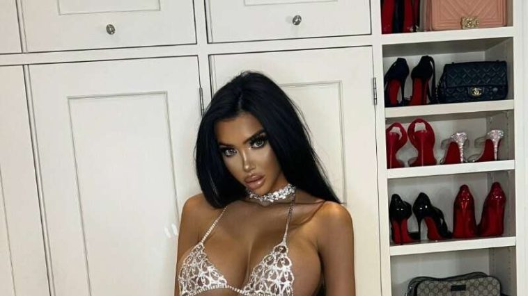 Chloe Khan OnlyFans Photos #2 Nude Leak