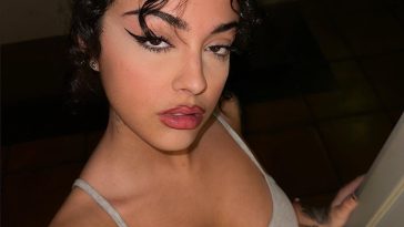 Malu Trevejo Shows Off Her Sexy Boobs (9 Photos)