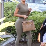 Kim Kardashian Flaunts Her Curves in Thousand Oaks (69 Photos)