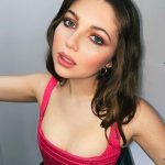 Sammi Hanratty Sexy (6 Photos)