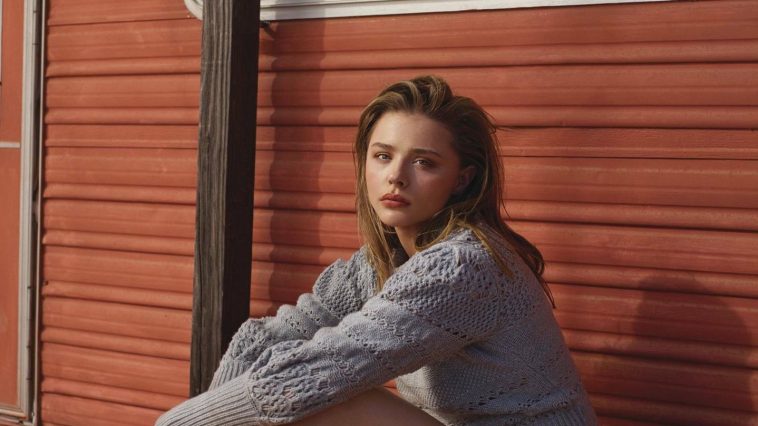 Chloe Grace Moretz Sexy (11 Photos)