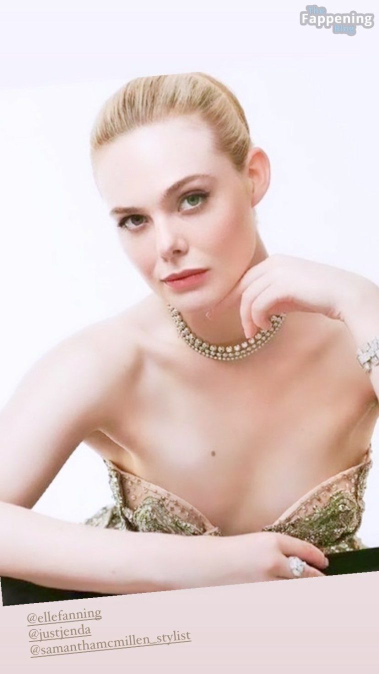 Elle Fanning Hot (1 Photo)