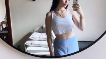 Sophie Simmons Braless (1 Photo)