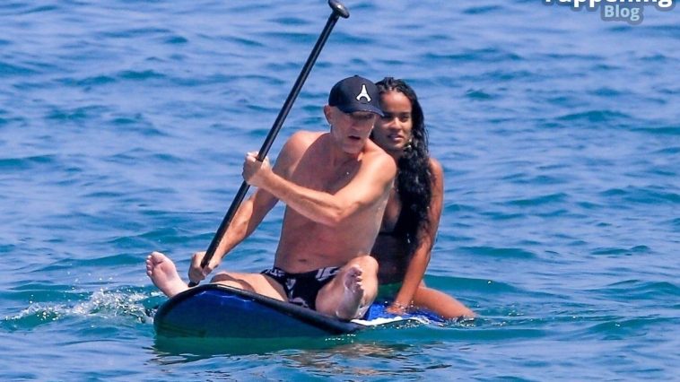 Narah Baptista & Vincent Cassel Enjoy a Day of Paddle-Boarding in Sunny Rio Janeiro (61 Photos)