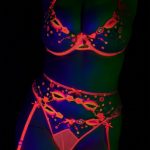 Tessa Fowler Nude Neon Body Paint OnlyFans Video Leaked