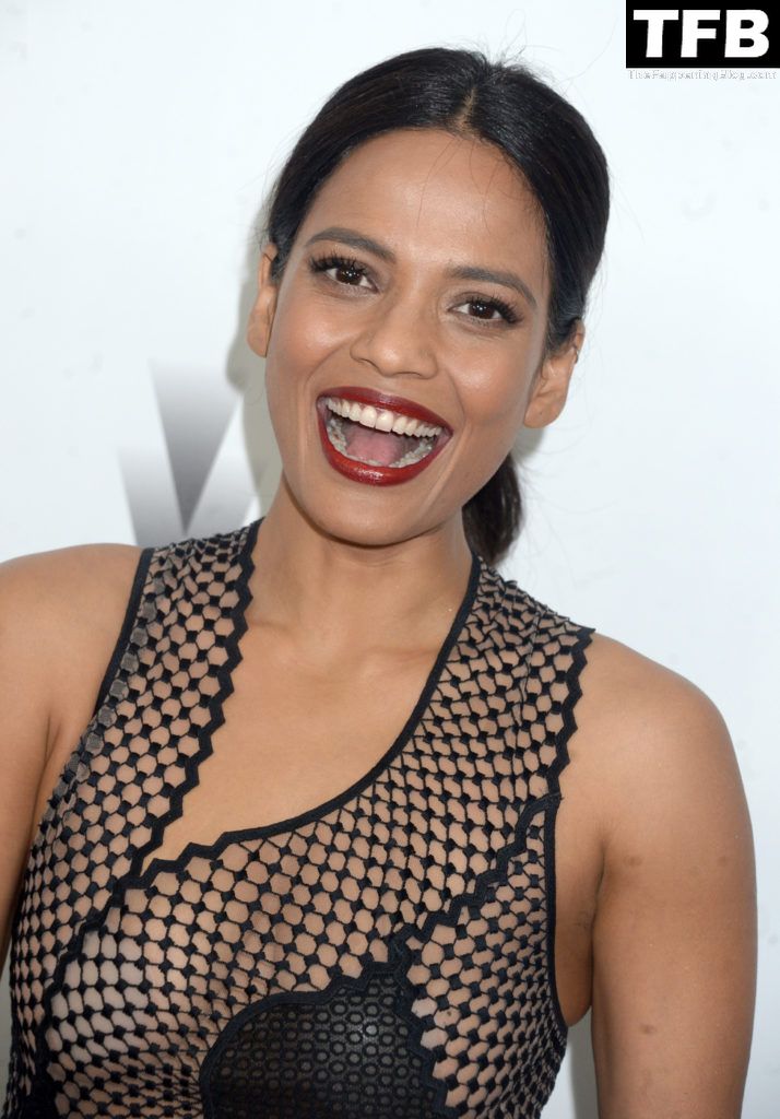 Priyanka Bose Sexy (6 Photos)