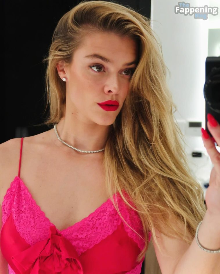 Nina Agdal Sexy & Topless (12 Photos)