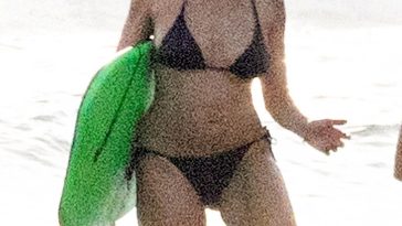 Sienna Miller Hits the Beach in Costa Rica (10 Photos)