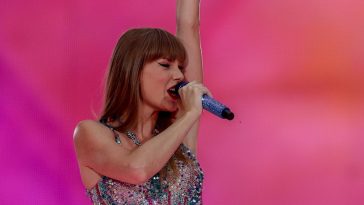 Taylor Swift Stuns on Stage in Madrid (16 Photos)