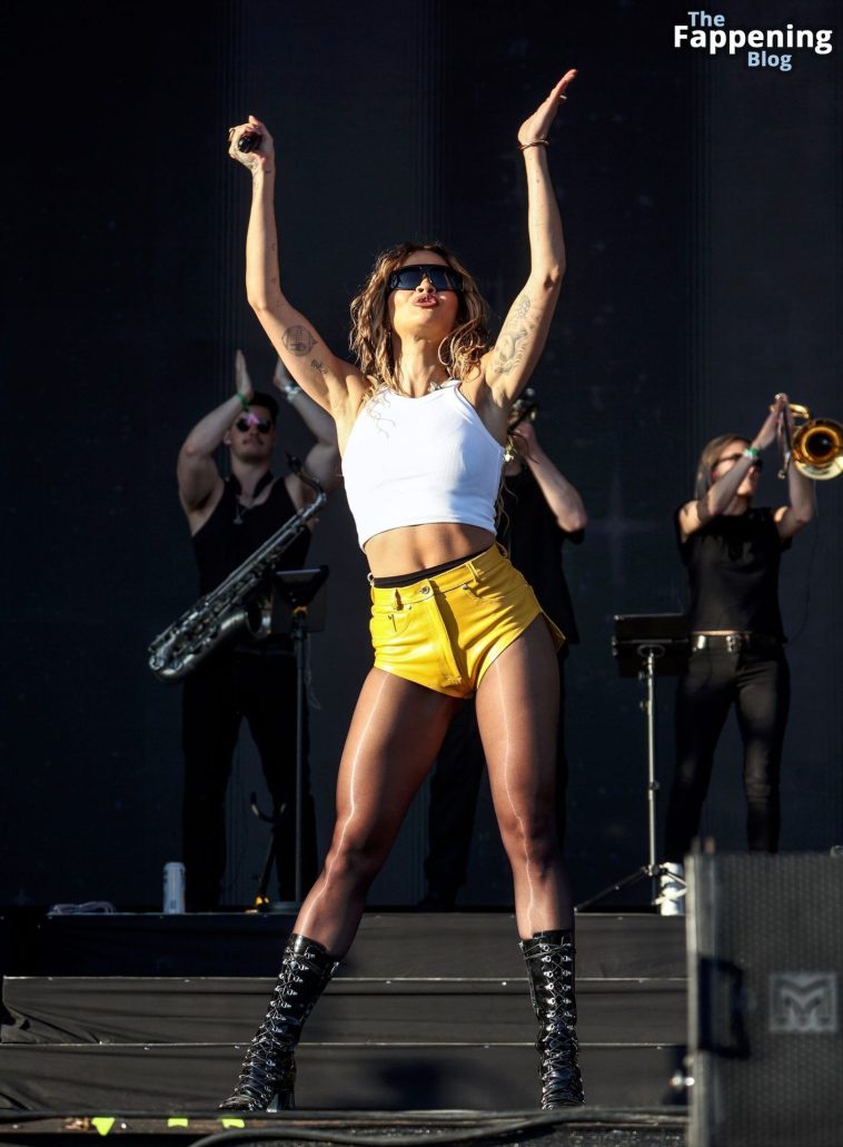 Rita Ora Looks Stunning on Stage at Mighty Hoopla 2024 Festival (72 Photos)